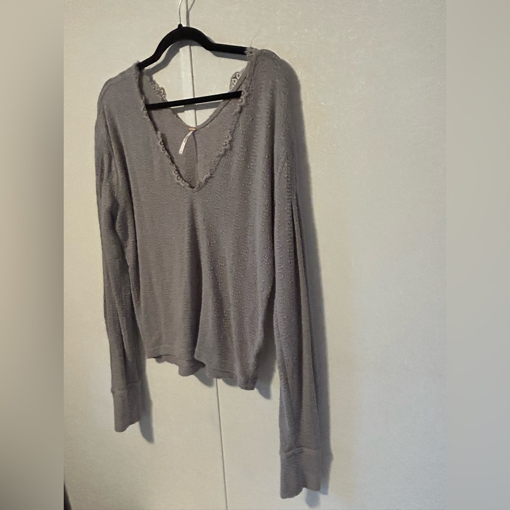 Free People | Textured Gray Long Sleeve Top | Size Large - Picture 3 of 5